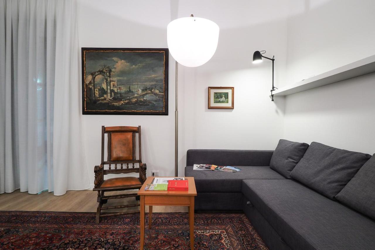 Primopiano - Fargorida Leilighet Milano Eksteriør bilde